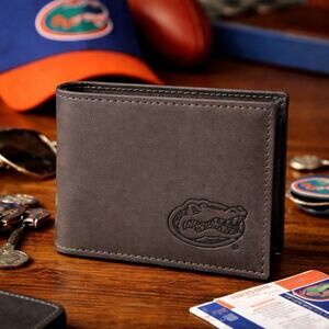 NCAA Zep-Pro Genuine Leather Bifold Wallet Gray Florida Gators Logo College
